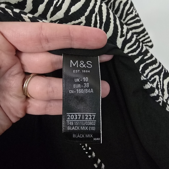 Per Una Black Mix Zebra Animal Print Lightweight Coat Size 6 US Size 10 UK - Picture 5 of 16